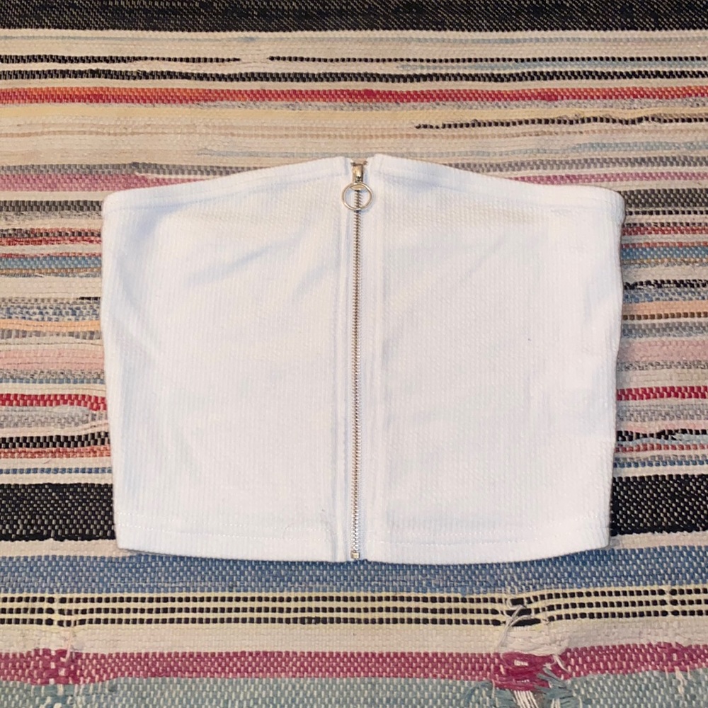 White crop from pacsun!